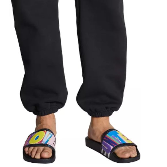 NWT adidas Men\'s Adilette Pride Slides main image 8